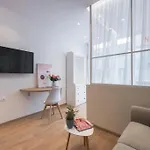 V1, Nilie Hospitality Mgmt Lägenhet *